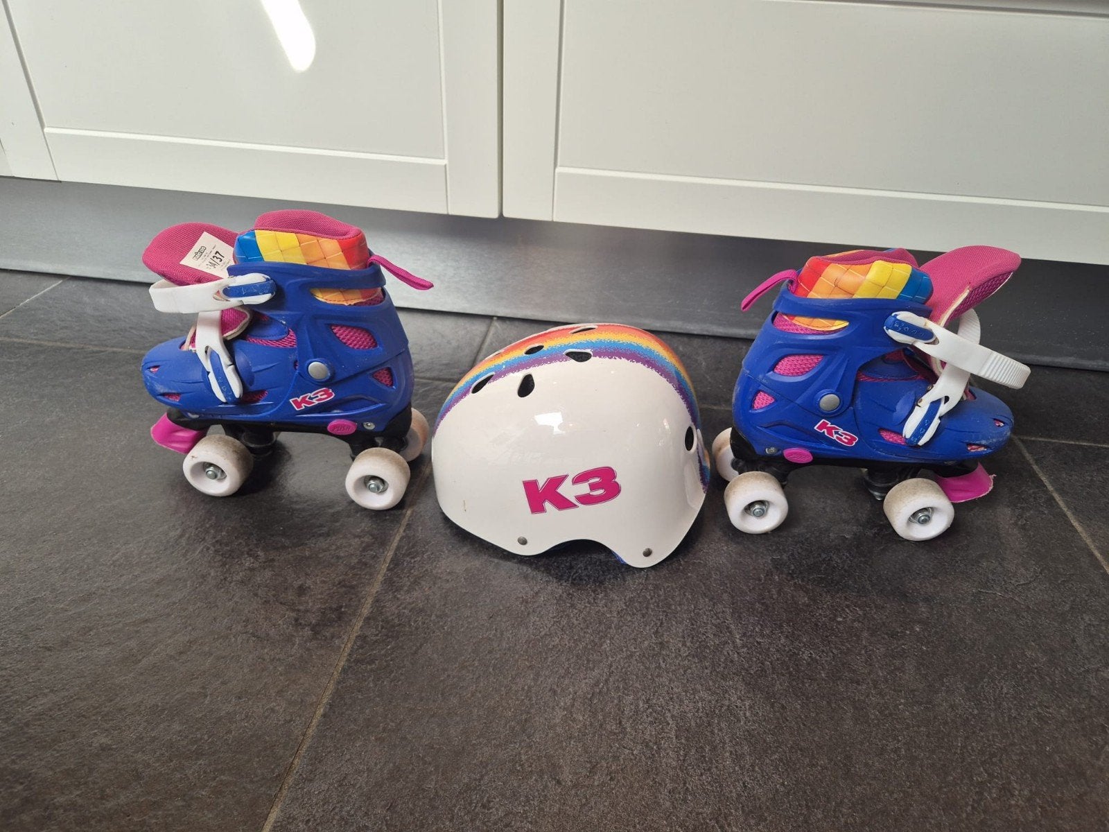 K3 rolschaatsen set met helm en beschermers, maat 34-37, Ophalen, Verstelbaar, Gebruikt, Kinderen