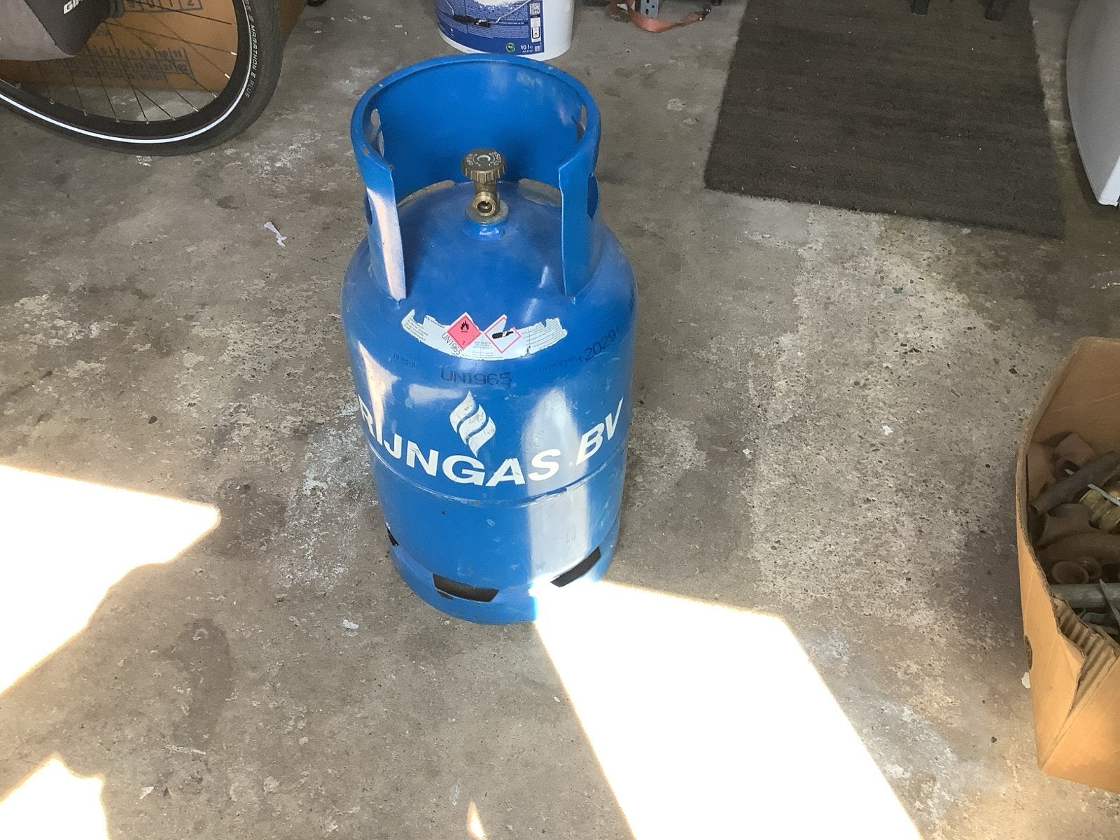 Gasfles - Ideaal voor camping of BBQ, Tuin en Terras, Ophalen, Gebruikt