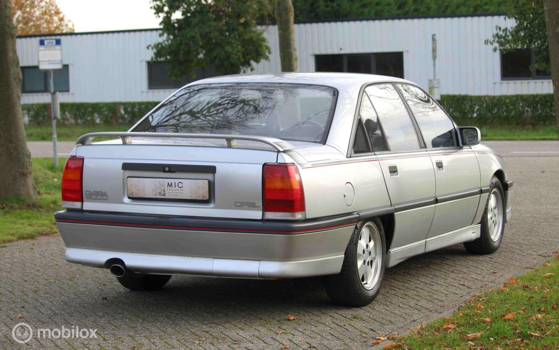 Zeldzaam icoon! |Opel Omega 3.0i 3000 | 1987 | MRB vrij!, foto 5