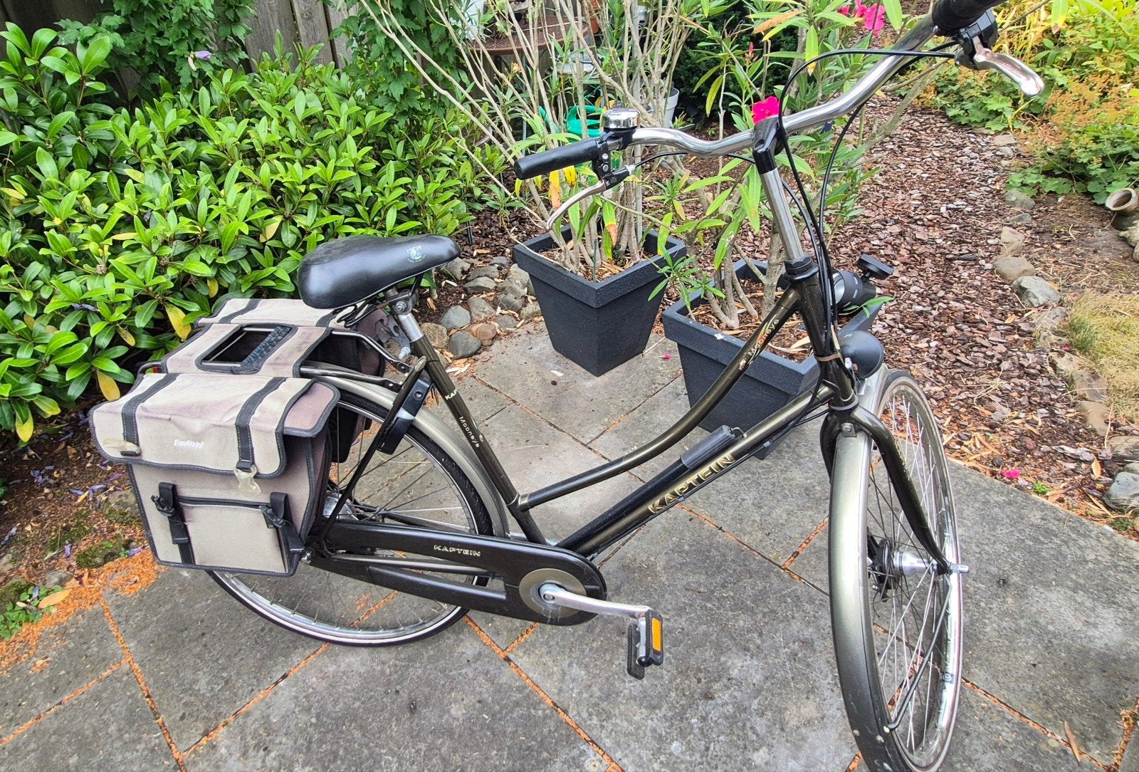 Kaptein damesfiets met fietstassen en extra slot., Velgrem, Ophalen, Overige merken, 53 tot 56 cm