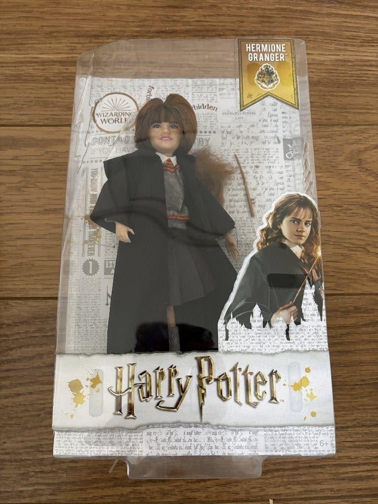 Mattel Harry Potter - Hermelien Griffel - Pop, Ophalen of Verzenden, Zo goed als nieuw, Actiefiguurtje
