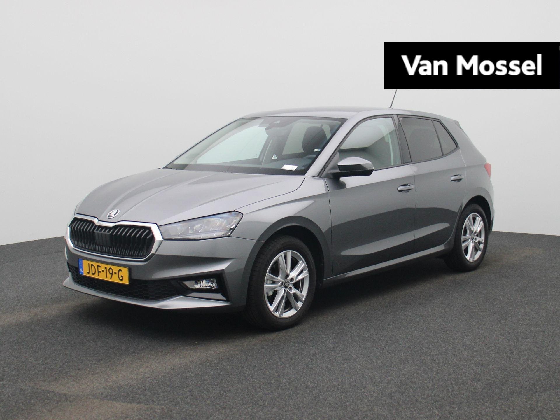 Skoda Fabia 1.0 TSI Business Edition Automaat/ Navigatie pak