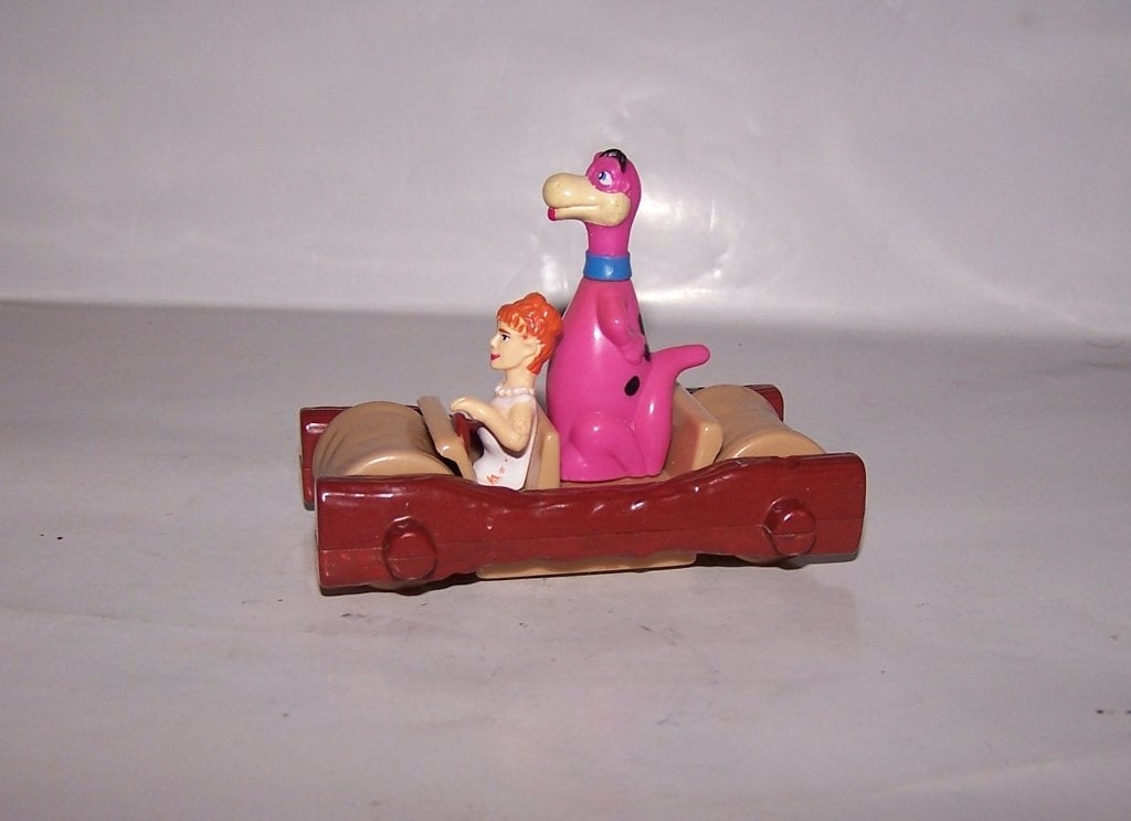 Flinstones U.C.S. and Amblin-Wilma en Dino in auto. Zeldzaam, Ophalen of Verzenden, Zo goed als nieuw