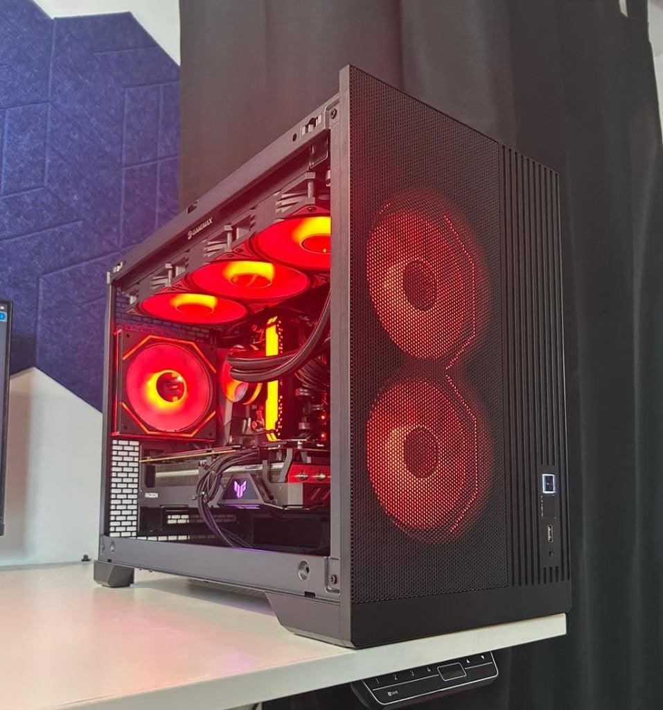 Compacte Gaming PC – RX 6900 XT + Ryzen 7 5800X, Computers en Software, Ophalen of Verzenden, Zo goed als nieuw