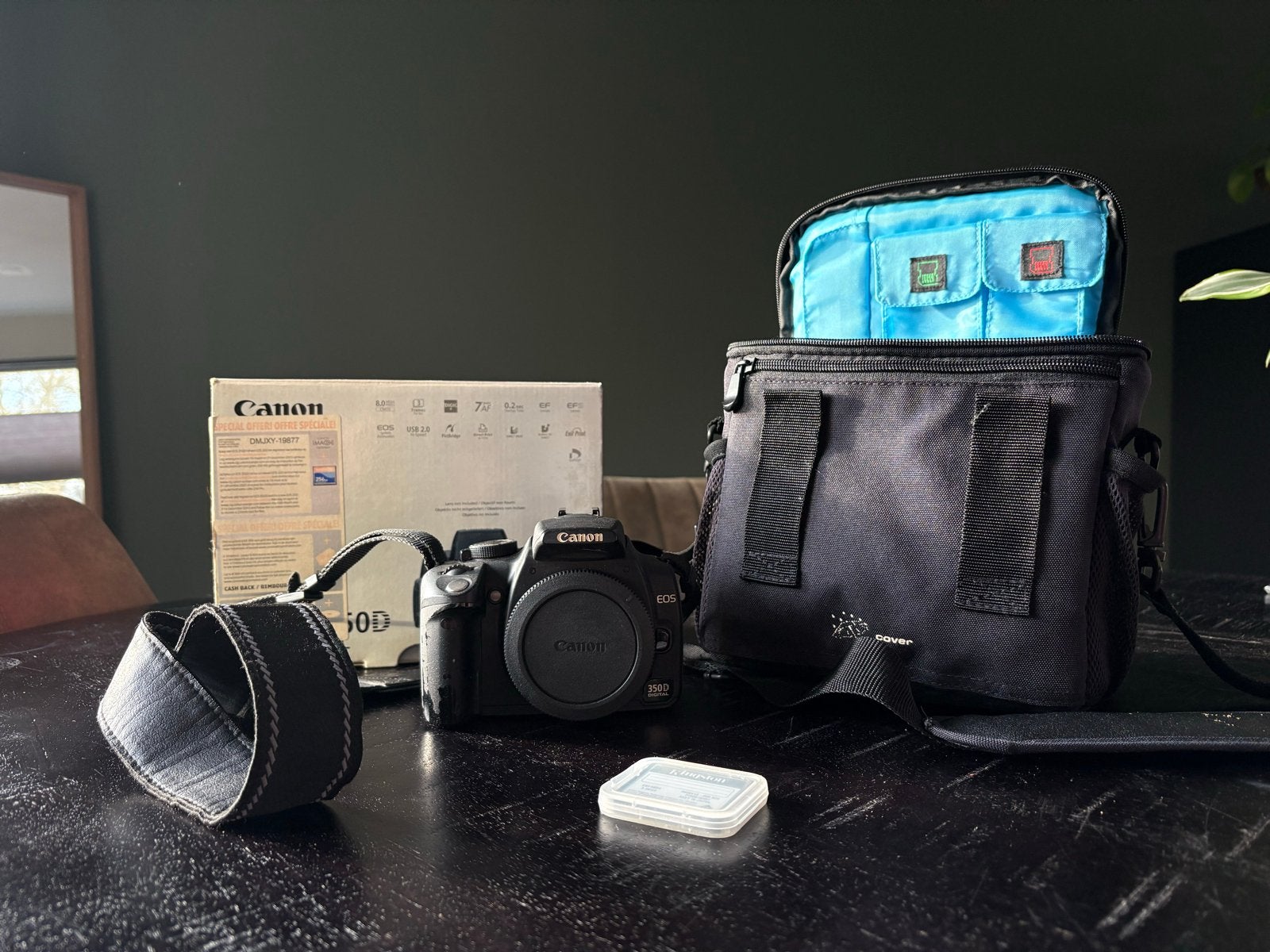 Canon EOS 350D Body - Inclusief oplader en originele doos, Gebruikt, Spiegelreflex, Canon, Ophalen of Verzenden