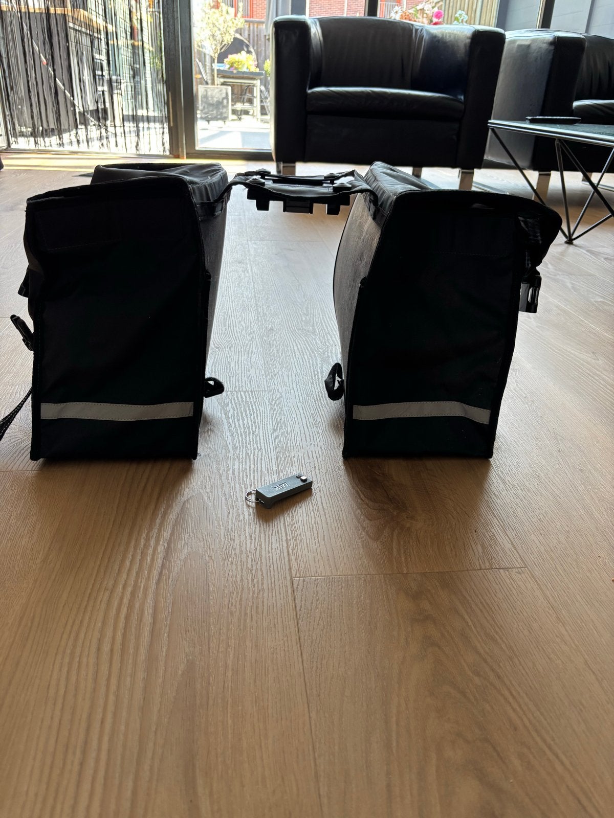 New Looxs Dubbele Fietstas met MIK-systeem, Ophalen of Verzenden, Zo goed als nieuw