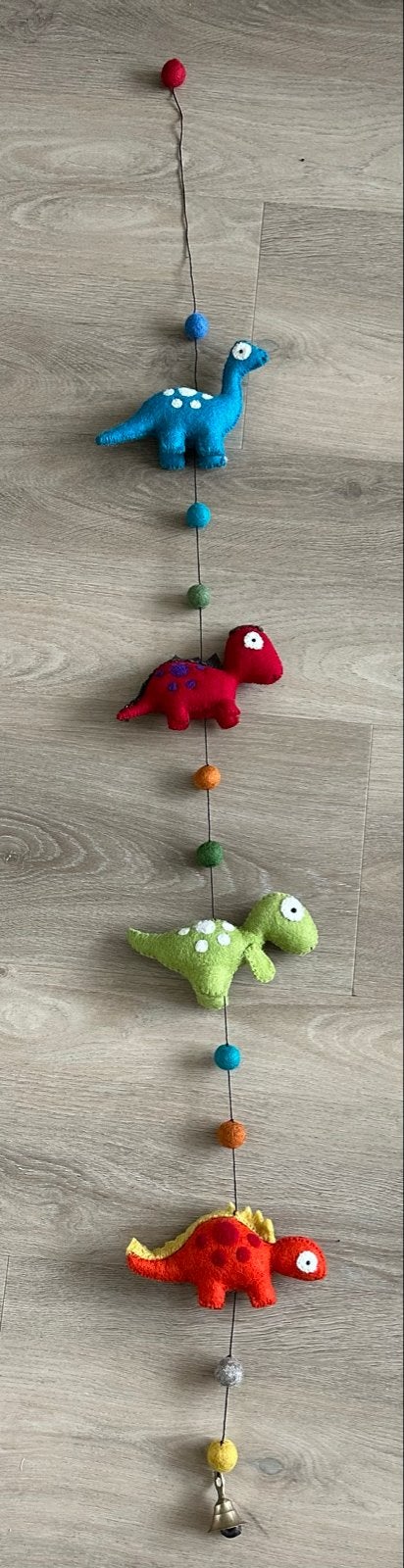 Vilten slinger Dinosaurus, Ophalen of Verzenden, Zo goed als nieuw, Mobiel, Met geluid