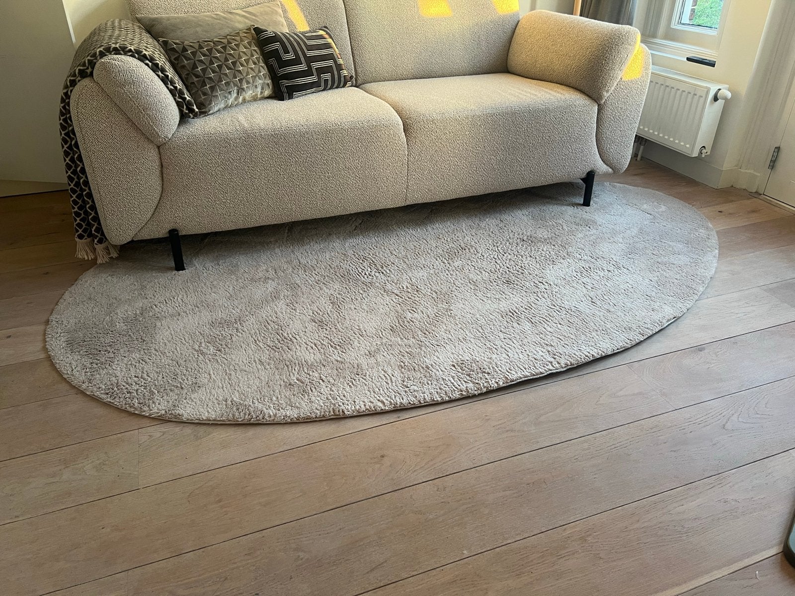 Vloerkleed Wallace Zand 240x140 – Organische vorm, Ophalen, Japandi, 100 tot 150 cm, Beige