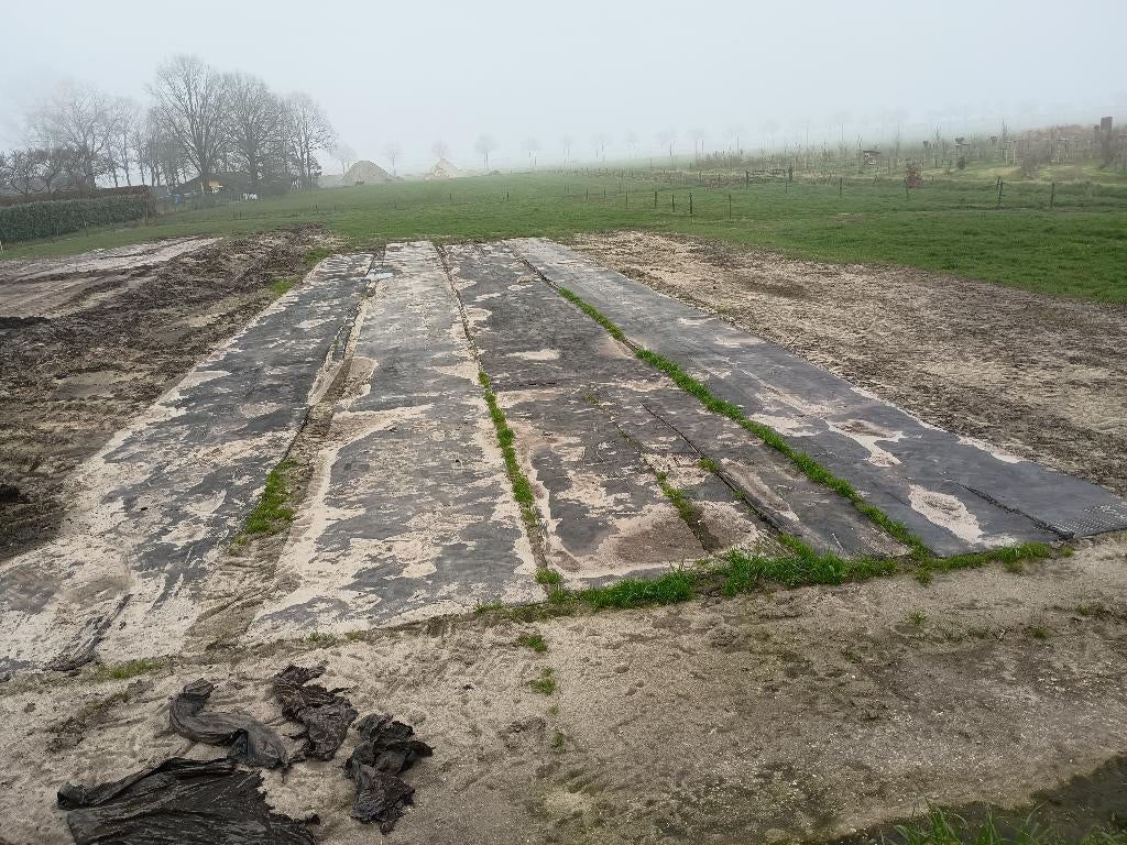 Rubbermatten voor voeropslag, Ophalen, Gebruikt