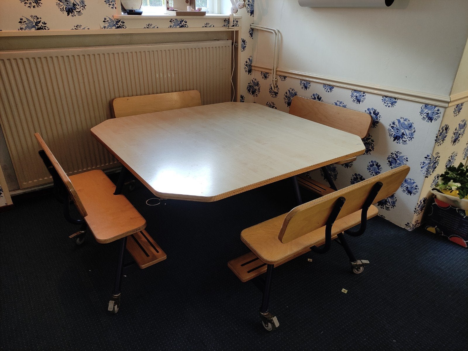 Knutseltafel / speeltafel, Ophalen, Gebruikt