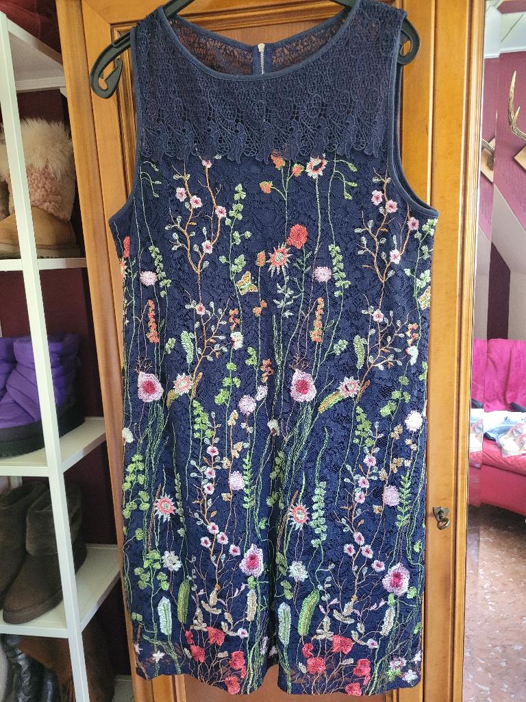 Paprika feestjurk donkerblauw met bloemborduursel zgan 44, Kleding | Dames, Blauw, Maat 42/44 (L), Ophalen of Verzenden, Paprika