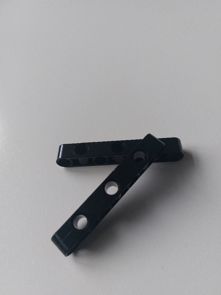 2 technic Lego liftarm 1x7 met gaten zwart, Lego, Ophalen of Verzenden, Zo goed als nieuw, Technic