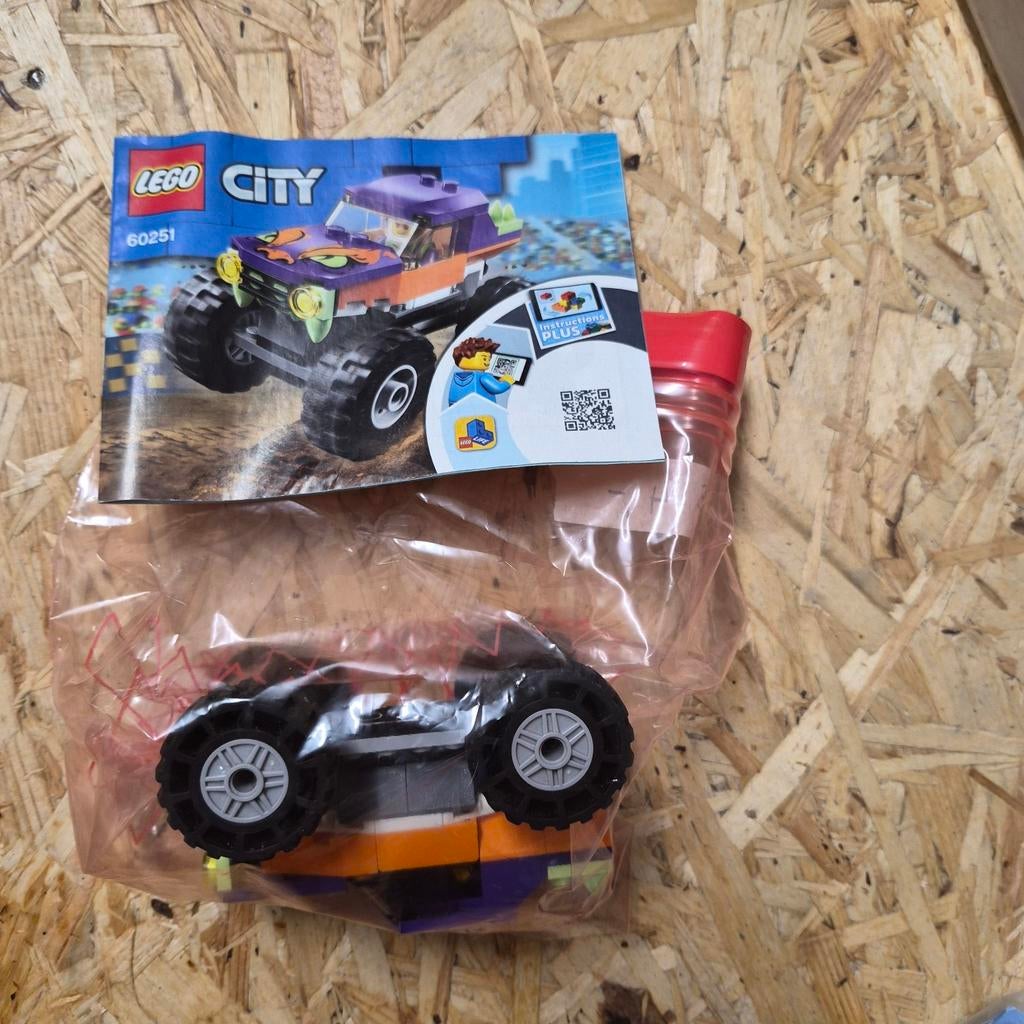 Kleine lego monstertruck, Ophalen of Verzenden