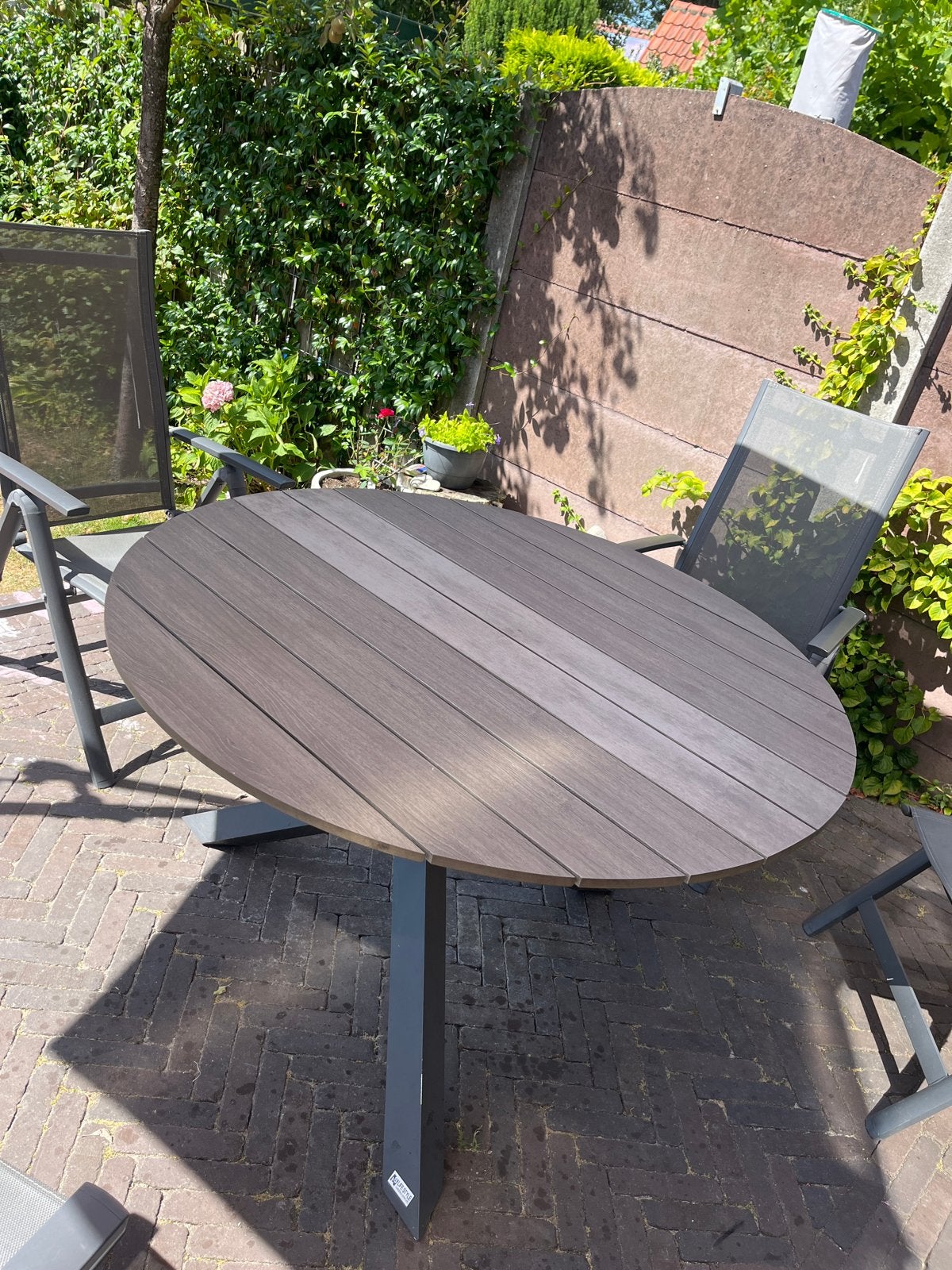 Lifestyle tuintafel 120 cm (onderhoudsvrij), Ophalen, Zo goed als nieuw, Rond, Aluminium