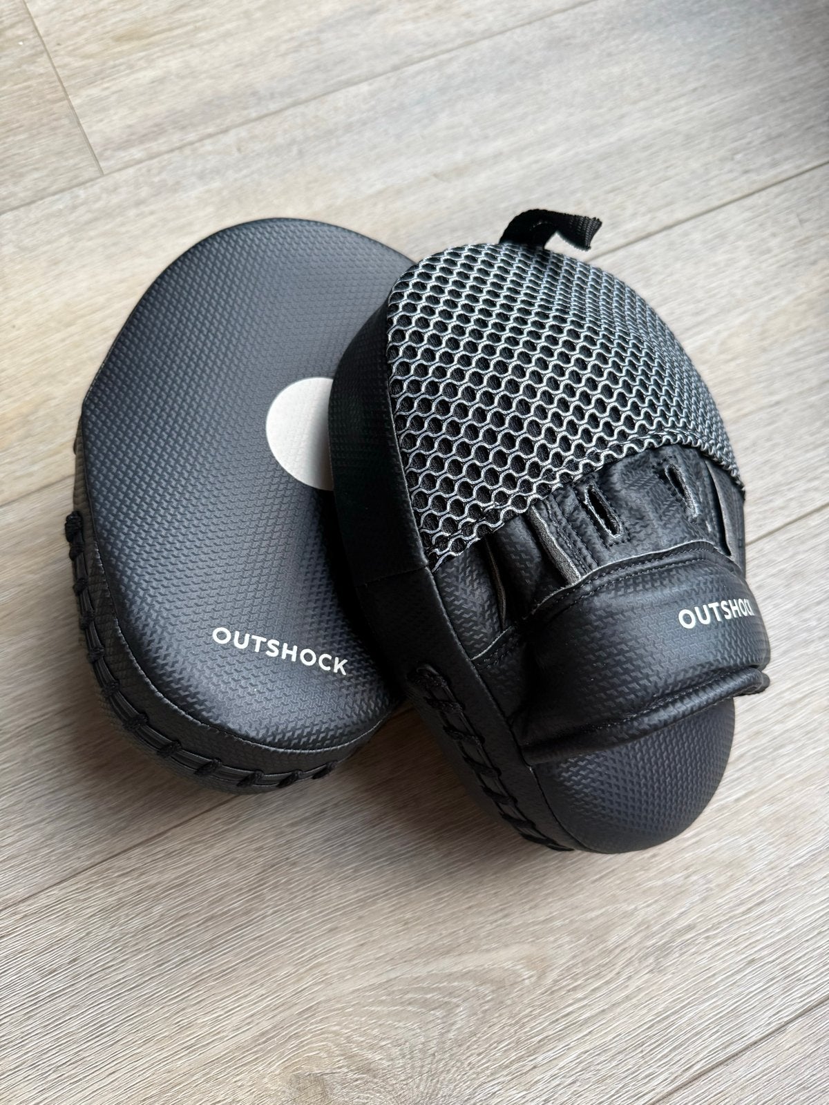 Outshock Boks Mitts / Focus Pads - Zo goed als nieuw, Ophalen, Zo goed als nieuw, Overige