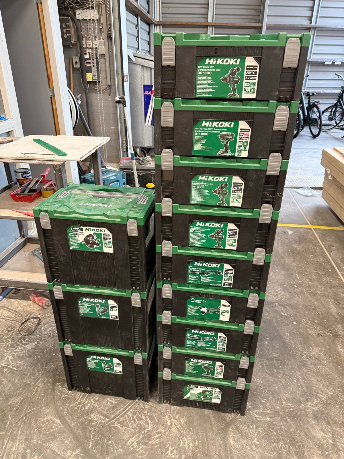 HiKOKI kisten (zelfde maat als makita), Variabele snelheid, Nieuw, Minder dan 400 watt, Ophalen