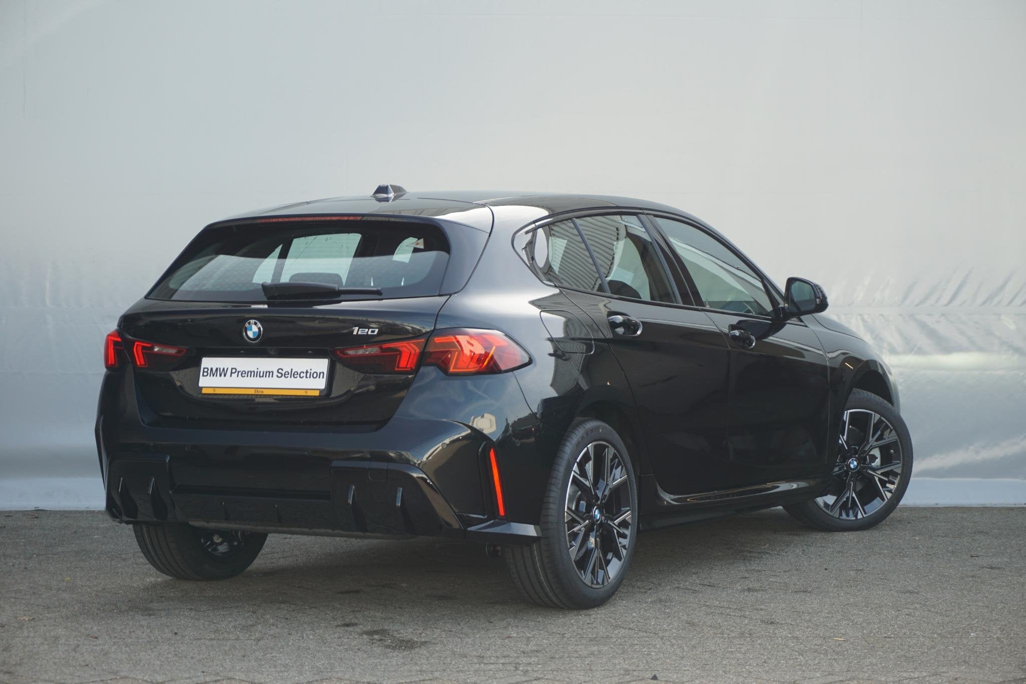 BMW 1 Serie 5-deurs 120 M Sport | Keyless Entry | Stoelverwa, Auto's, Metallic lak, Stof, Euro 6, 156 pk