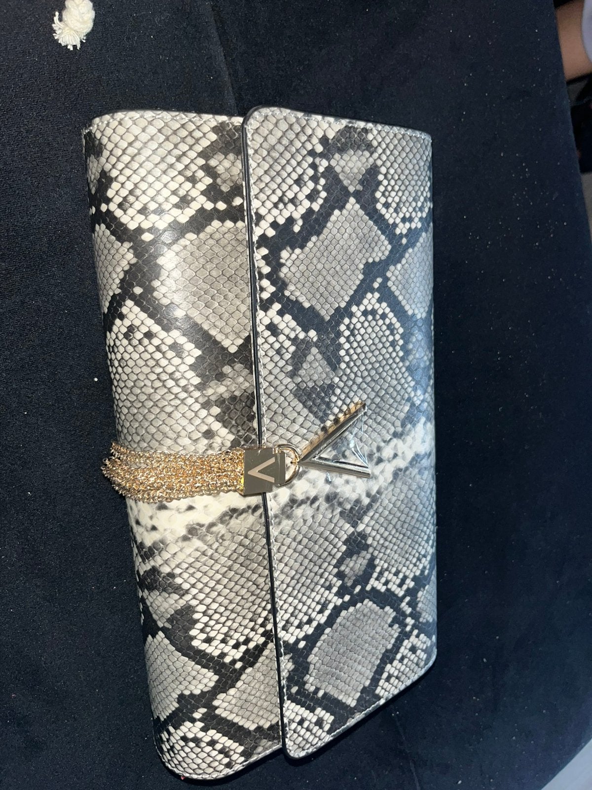 Valentino tas, Sieraden, Tassen en Uiterlijk, Tassen | Damestassen, Verzenden, Zo goed als nieuw, Zwart, Schoudertasje