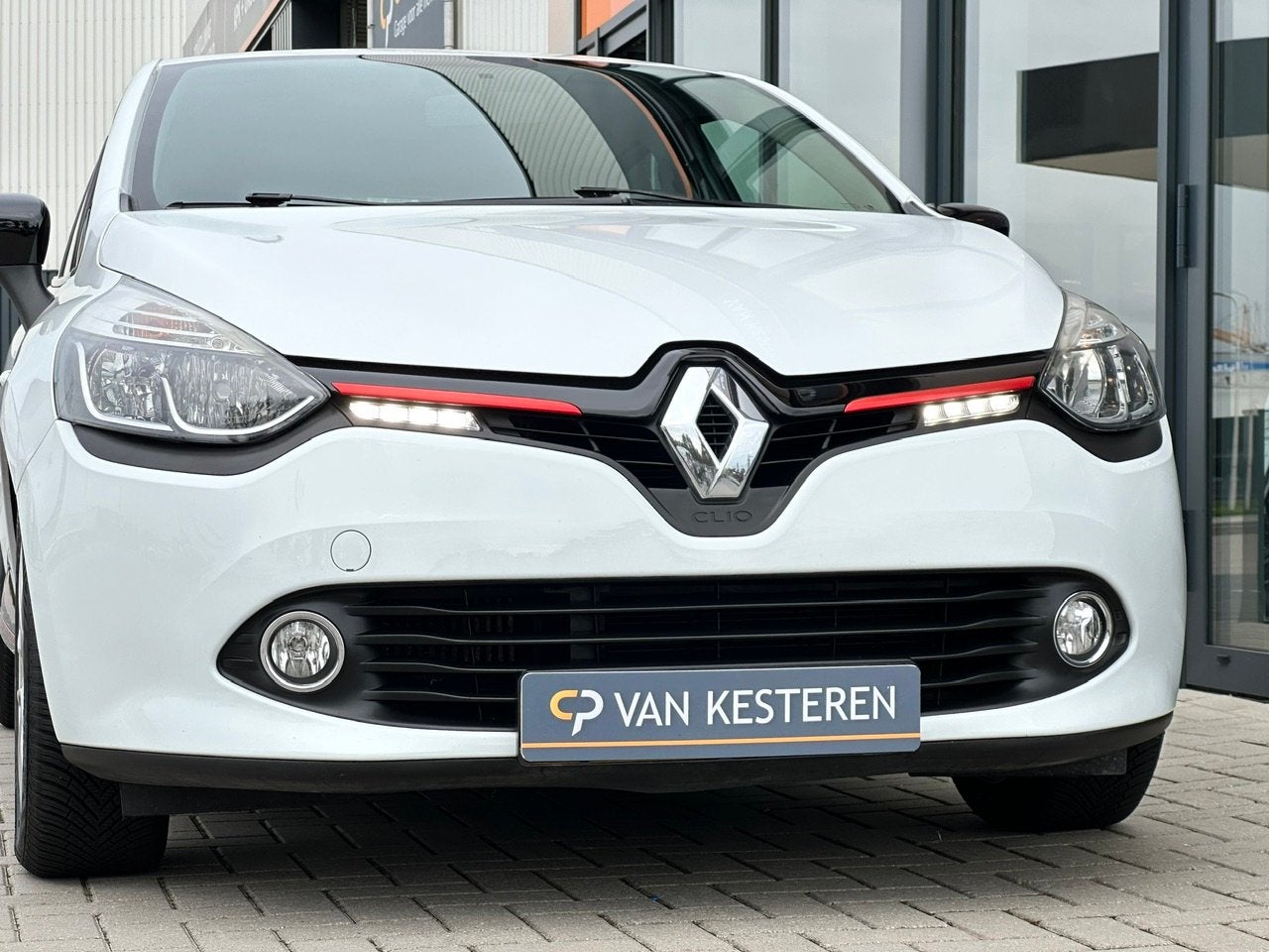 Foto 23 van RENAULT Clio TCe 90pk Dynamique | Nav. | Cruise C. | Voll De