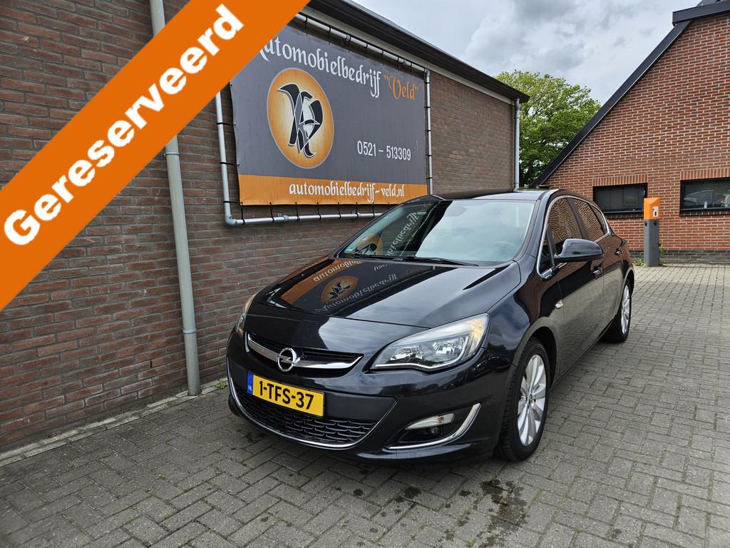 Opel Astra 1.4 Turbo Cosmo (bj 2013), Auto's, Opel, Bedrijf, Te koop, Astra, ABS, Airbags, Airconditioning, Alarm, Automatische klimaatregeling