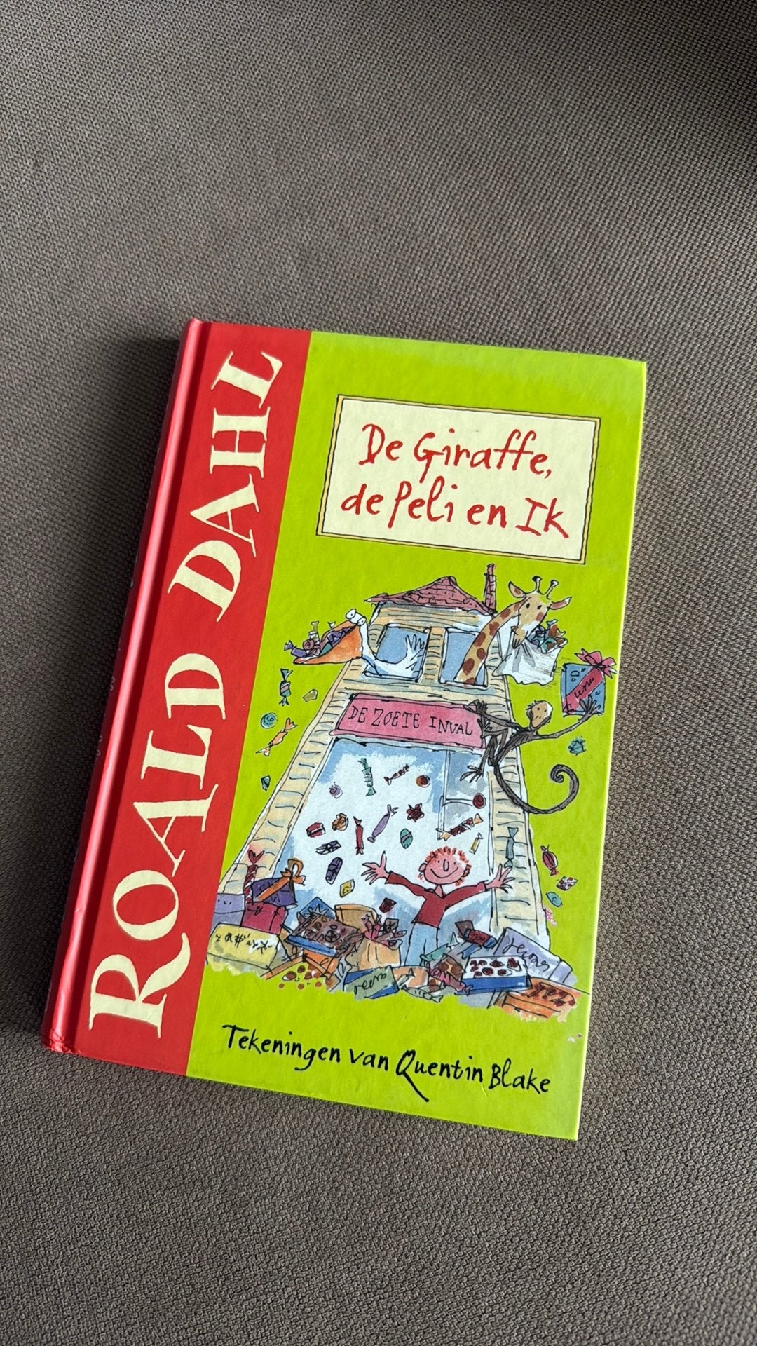 Roald Dahl - De Giraffe, de Peli en Ik, Roald Dahl, Fictie algemeen, Ophalen of Verzenden, Zo goed als nieuw