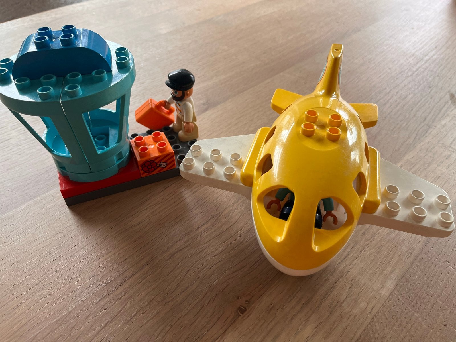 Lego Duplo Vliegtuig en Luchthaven Toren Speelset, Ophalen, Gebruikt, Overige merken