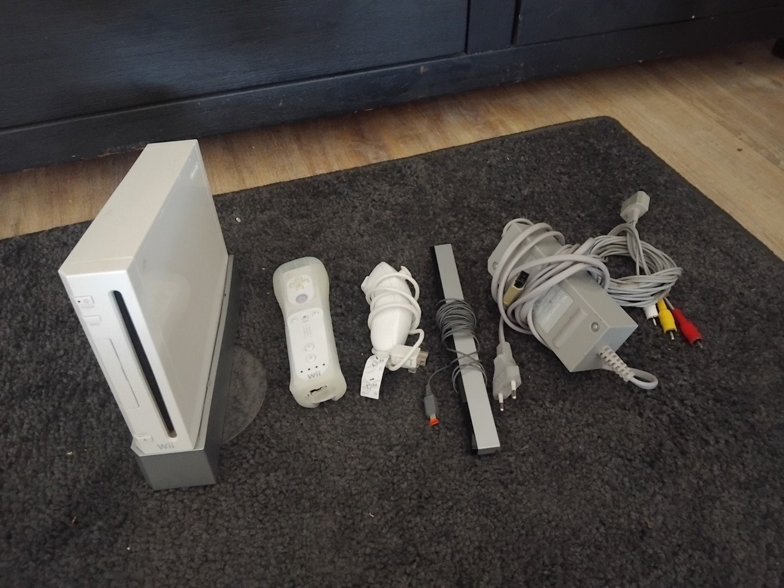 Nintendo wii omgebouwd online mariokart met veel spellen, Ophalen, Gebruikt, Met games