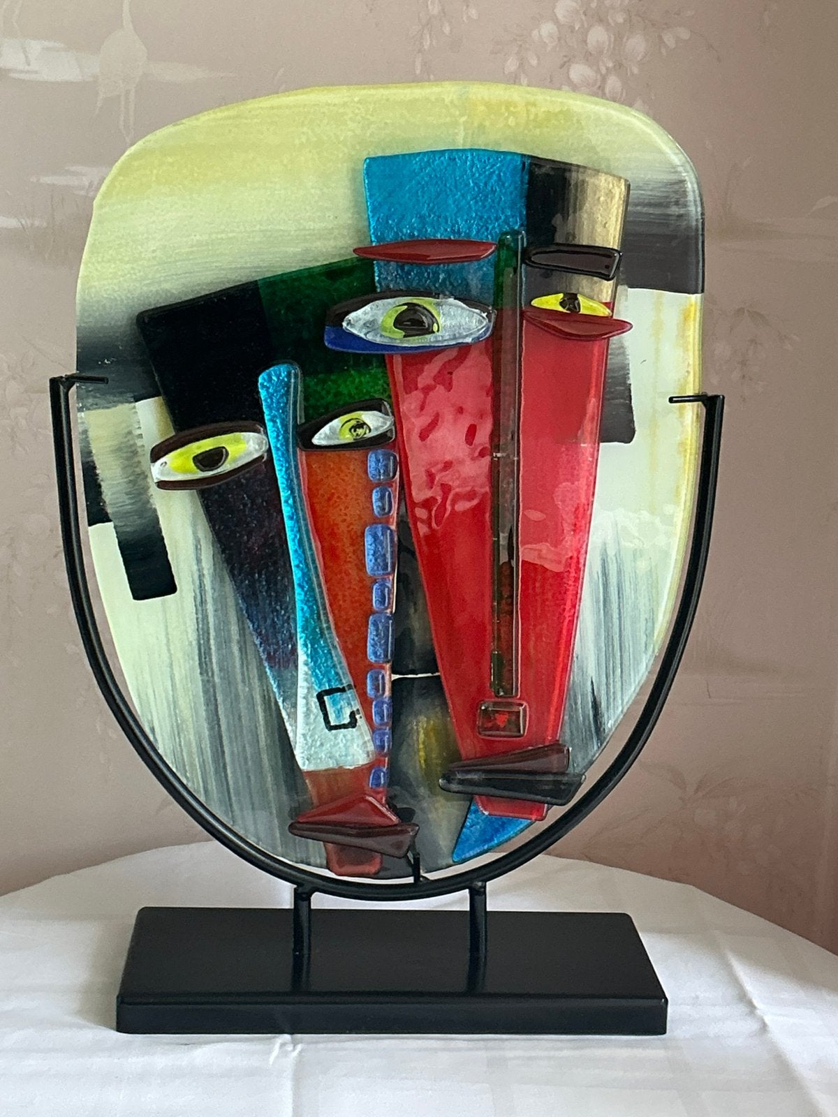 Glass sculpture op metal stand, Ophalen