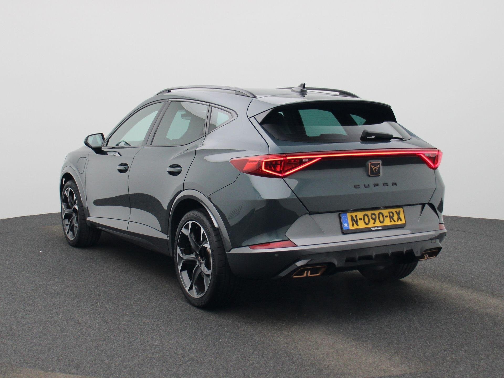 CUPRA Formentor 1.4 e-Hybrid Performance 245PK | ELEKTR. ACH, Auto's, Cupra, 12 maanden, Stof, 4 cilinders, Hybride Elektrisch/Benzine