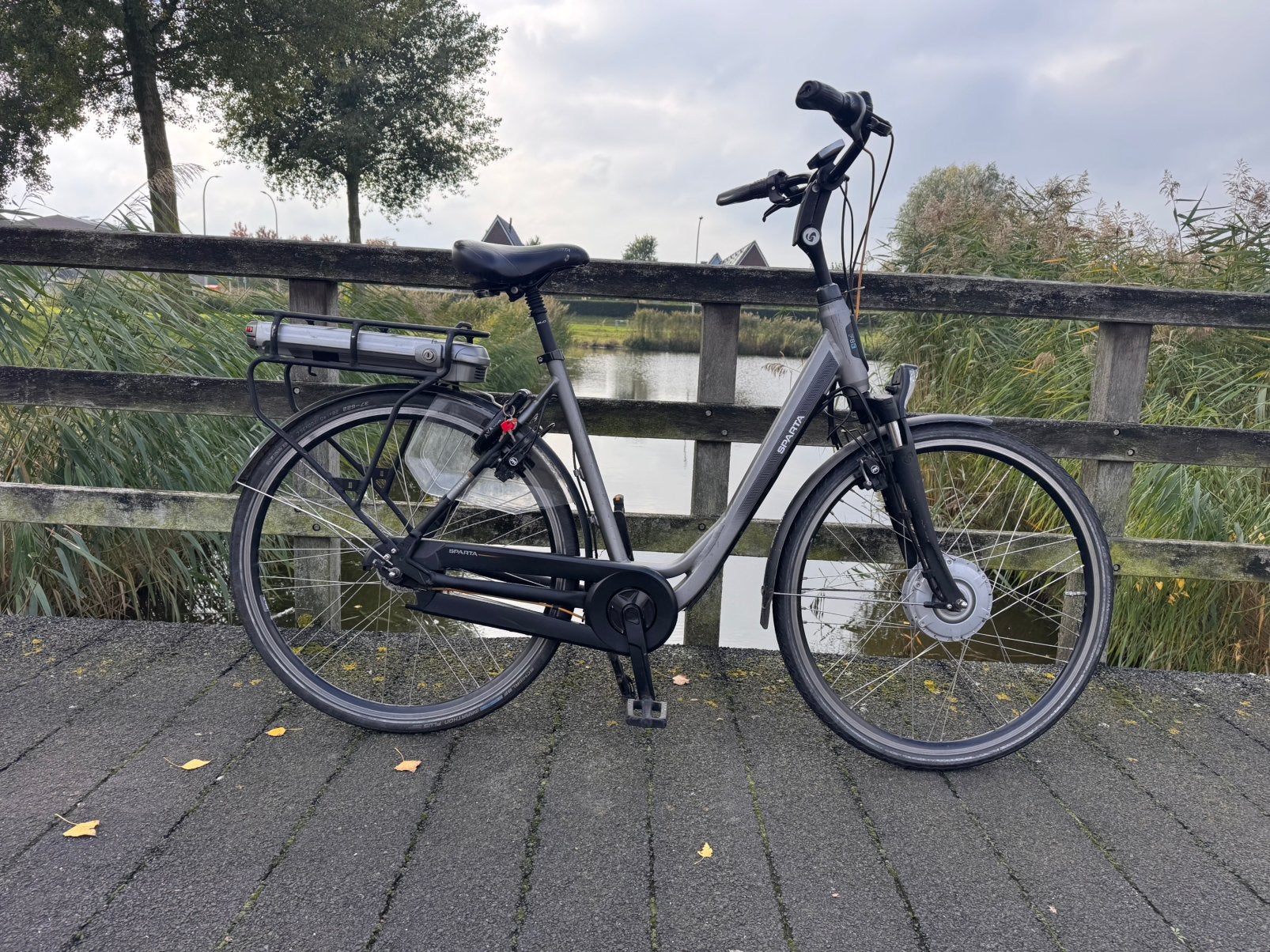 Keurige sparta F8E, 53 cm frame, zoekt gezellige berijder, Ophalen, Sparta, Zo goed als nieuw, 51 tot 55 cm