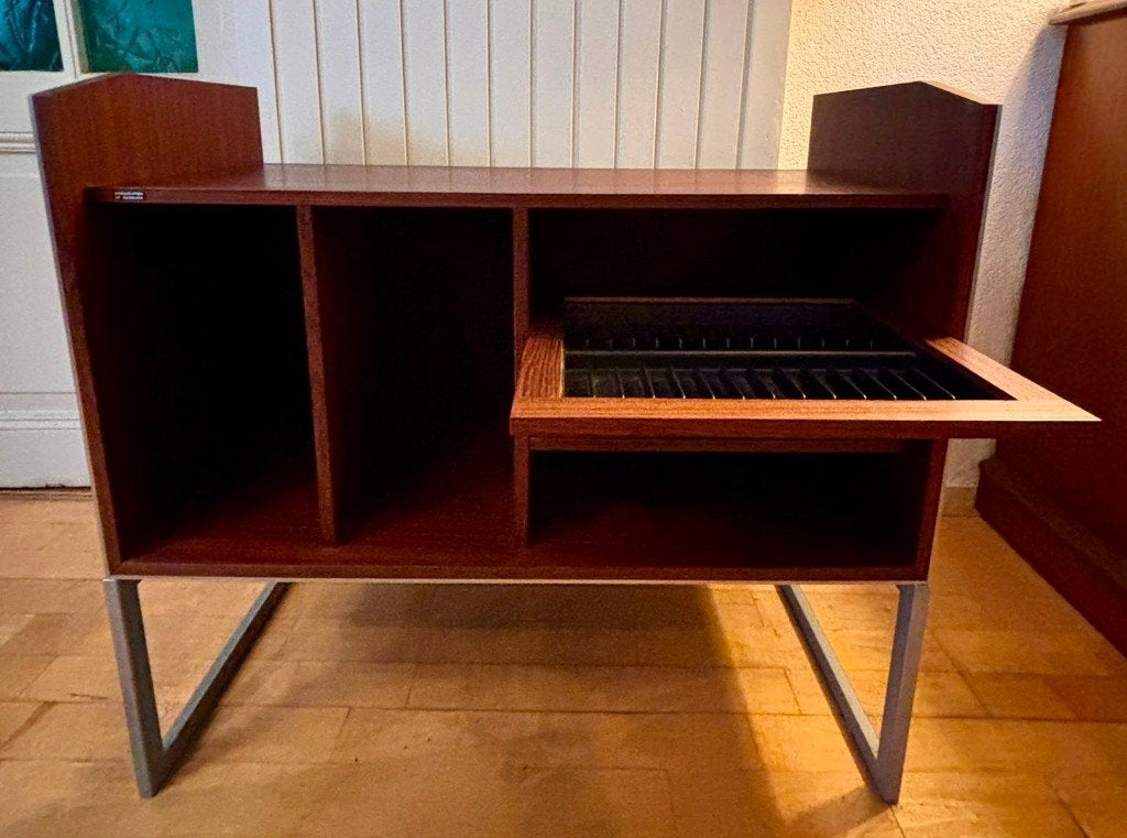 Deens design B&O hifi meubel palissander (Jacob Jensen), Ophalen, Zo goed als nieuw, Hout, Cd's of Dvd's