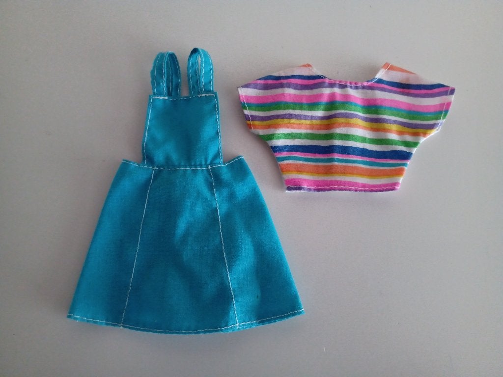 Kledingsetje Barbie Go in Style Fashions #68014-94 uit 1996, Ophalen of Verzenden, Gebruikt, Pop