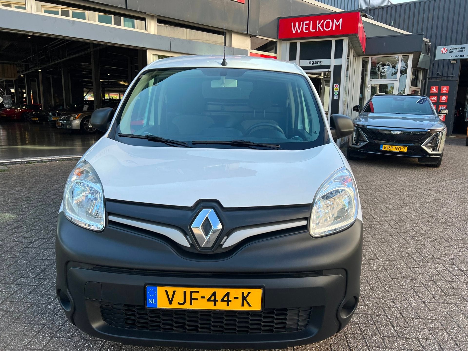 Renault Kangoo 1.5 Blue dCi 80 Comfort, Auto's, Bestelauto's, Voorwielaandrijving, Stof, Gebruikt, Euro 6