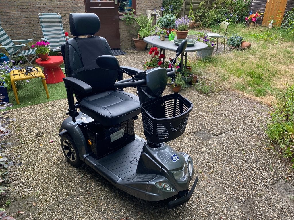 Scootmobiel Vermeiren Carpo-3 D  NIEUWSTAAT, Diversen, Brommobielen en Scootmobielen, Ophalen, Zo goed als nieuw, Vermeiren, 16 km/u of meer
