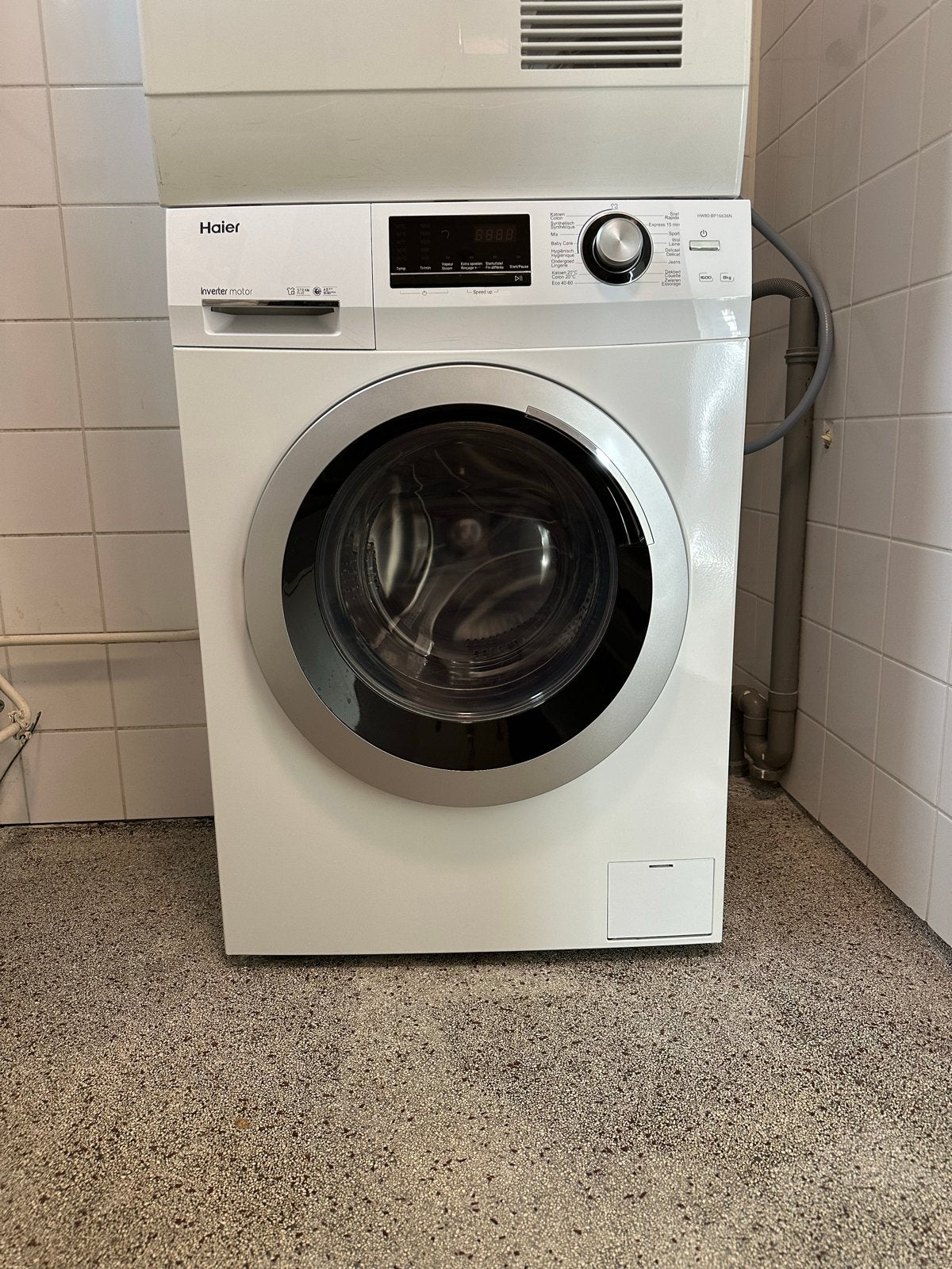 Haier wasmachine, 4 jaar oud, werkt goed!, Ophalen, Gebruikt, 8 tot 10 kg, 1600 toeren of meer