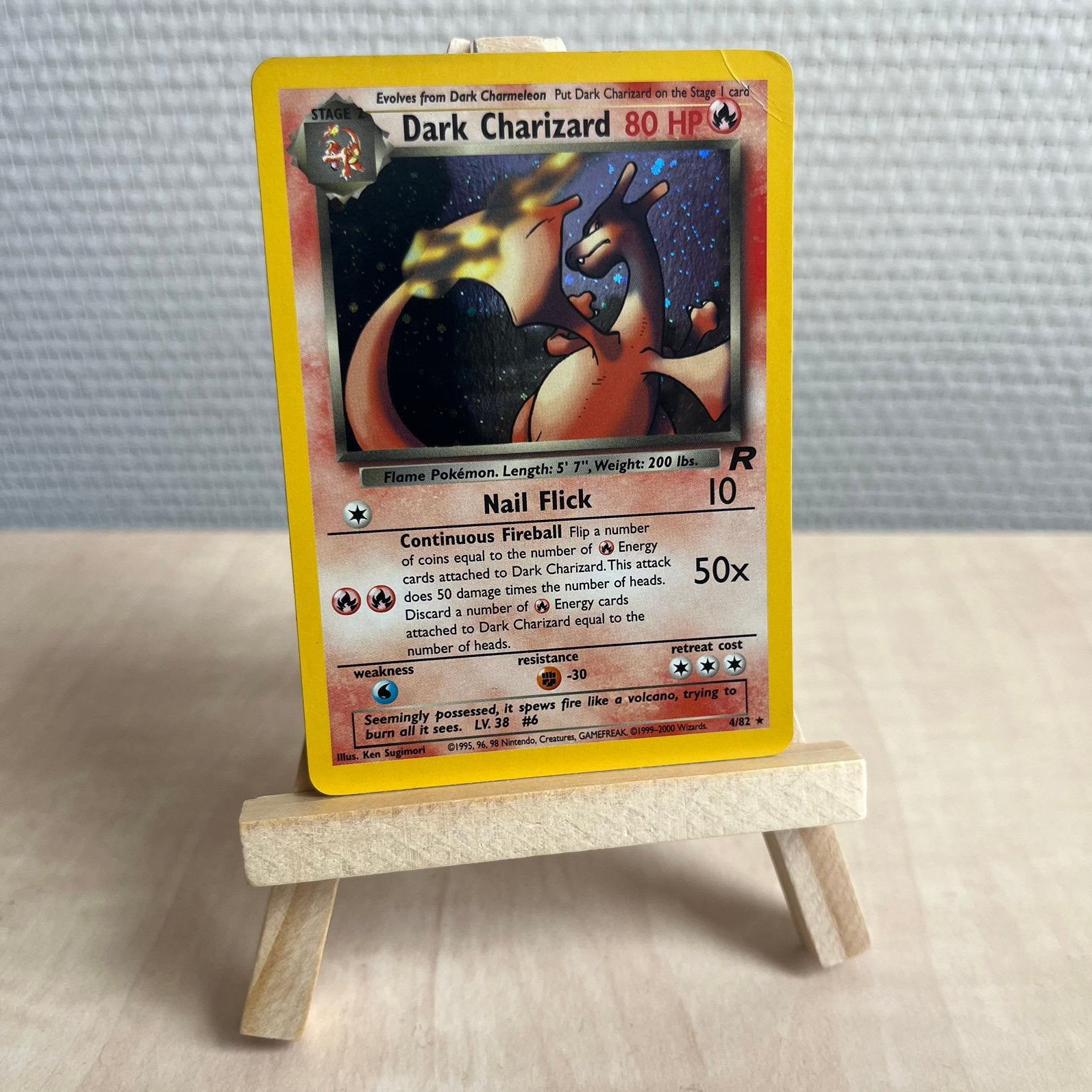 Dark Charizard - HOLO, Ophalen of Verzenden, Zo goed als nieuw