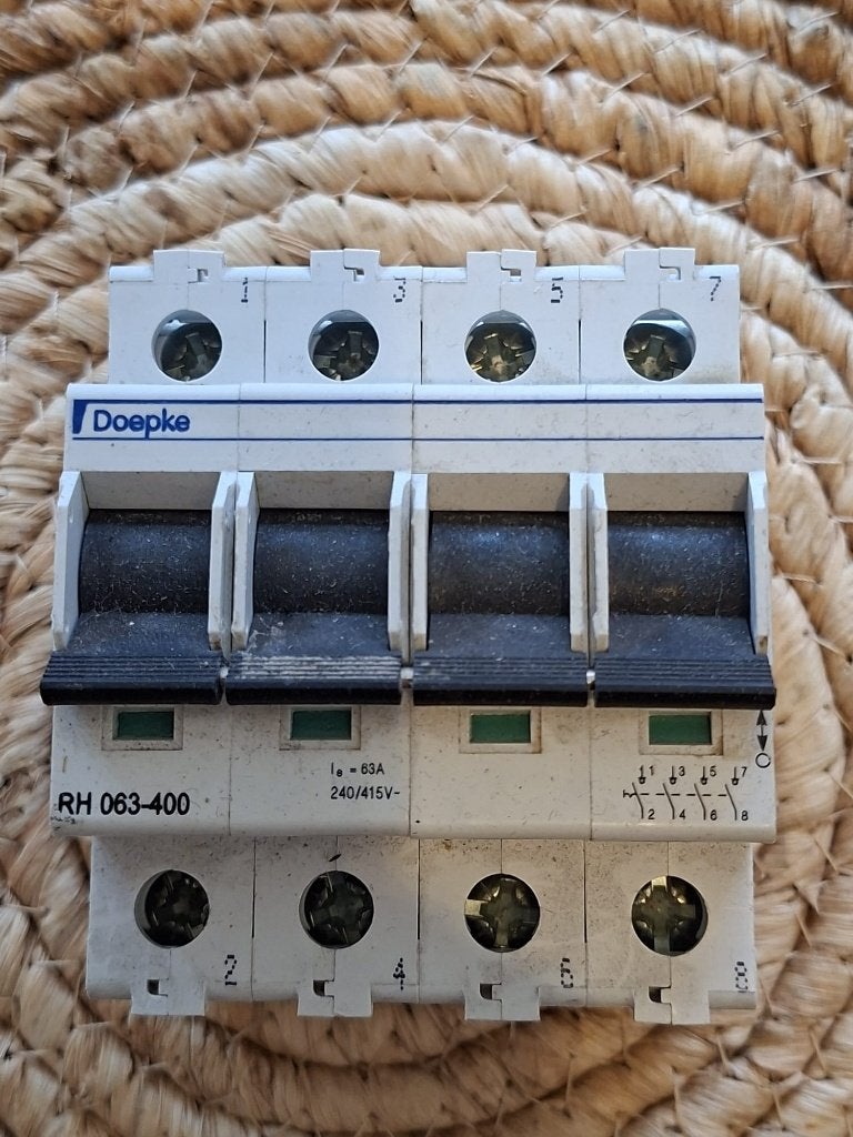 Installatie automaat 4 polig 63 Amp., Ophalen of Verzenden, Gebruikt, Overige typen