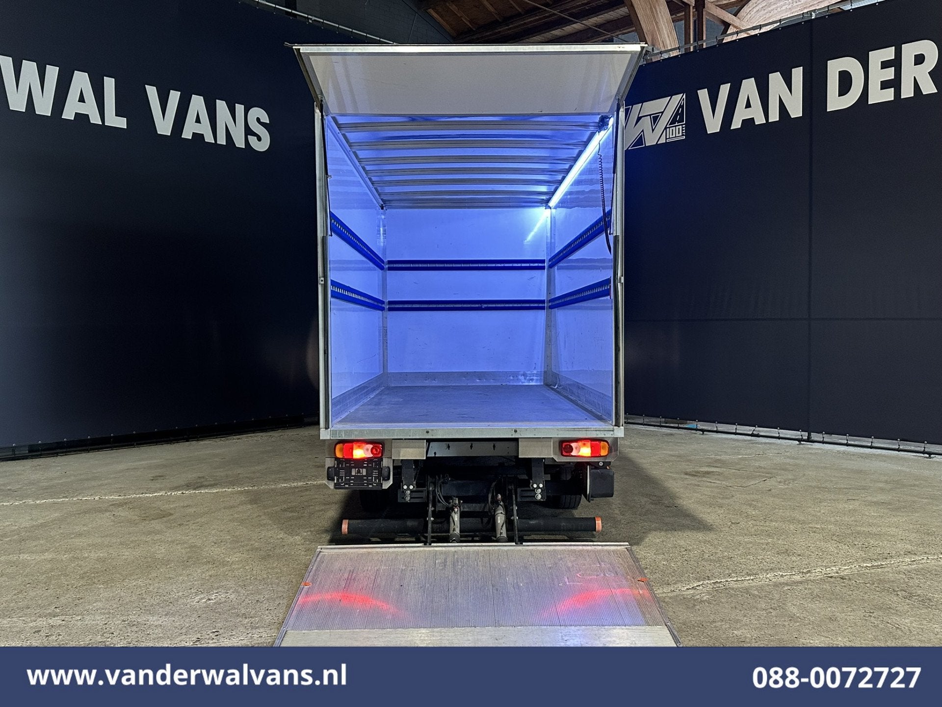 Renault Master 2.3 dCi 146pk Bakwagen 222cm Hoog Laadklep Eu, Auto's, Voorwielaandrijving, Stof, Gebruikt, Renault