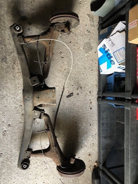 Aangeboden complete achteras en armen Bmw E28, Ophalen, Gebruikt, BMW