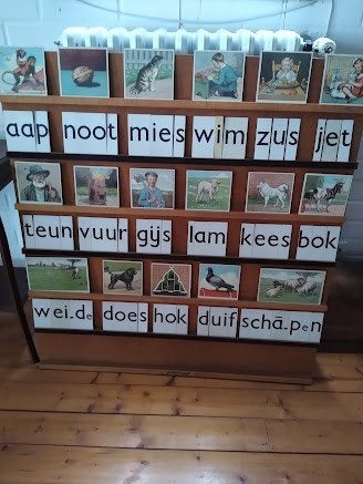 Klassikale leesplank, Antiek en Kunst, Antiek | Schoolplaten, Ophalen, Overige thema's