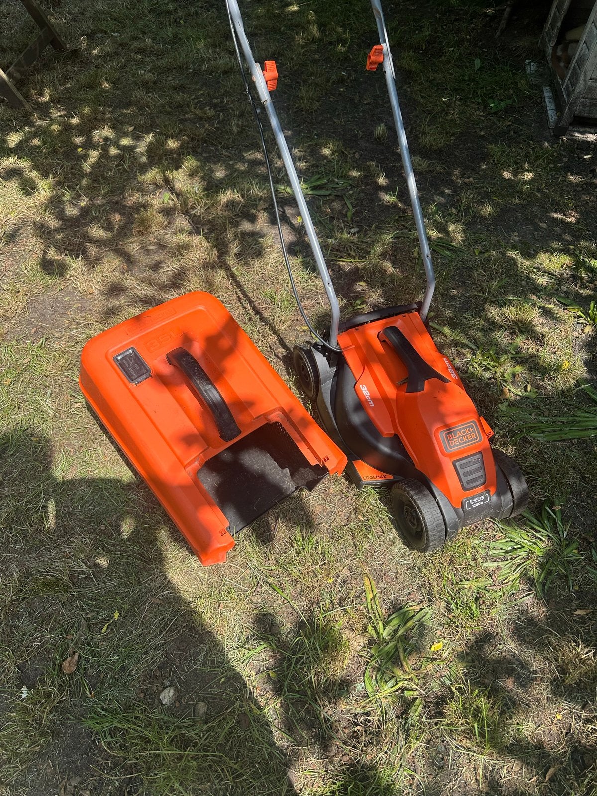 Elektrische grasmaaier Black+Decker, Tuin en Terras, Grasmaaiers, Ophalen, Cirkelmaaier, Gebruikt, Elektrische grasmaaier
