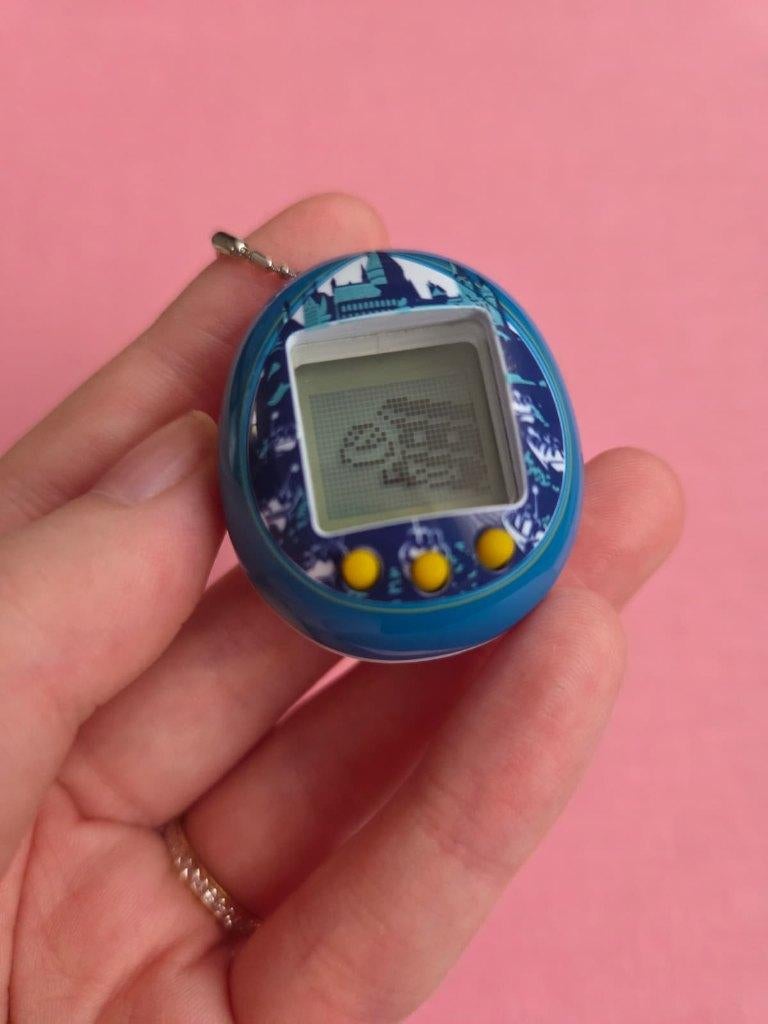 Tamagotchi Harry Potter (Hogwarts Castle), Verzamelen, Ophalen of Verzenden, Zo goed als nieuw