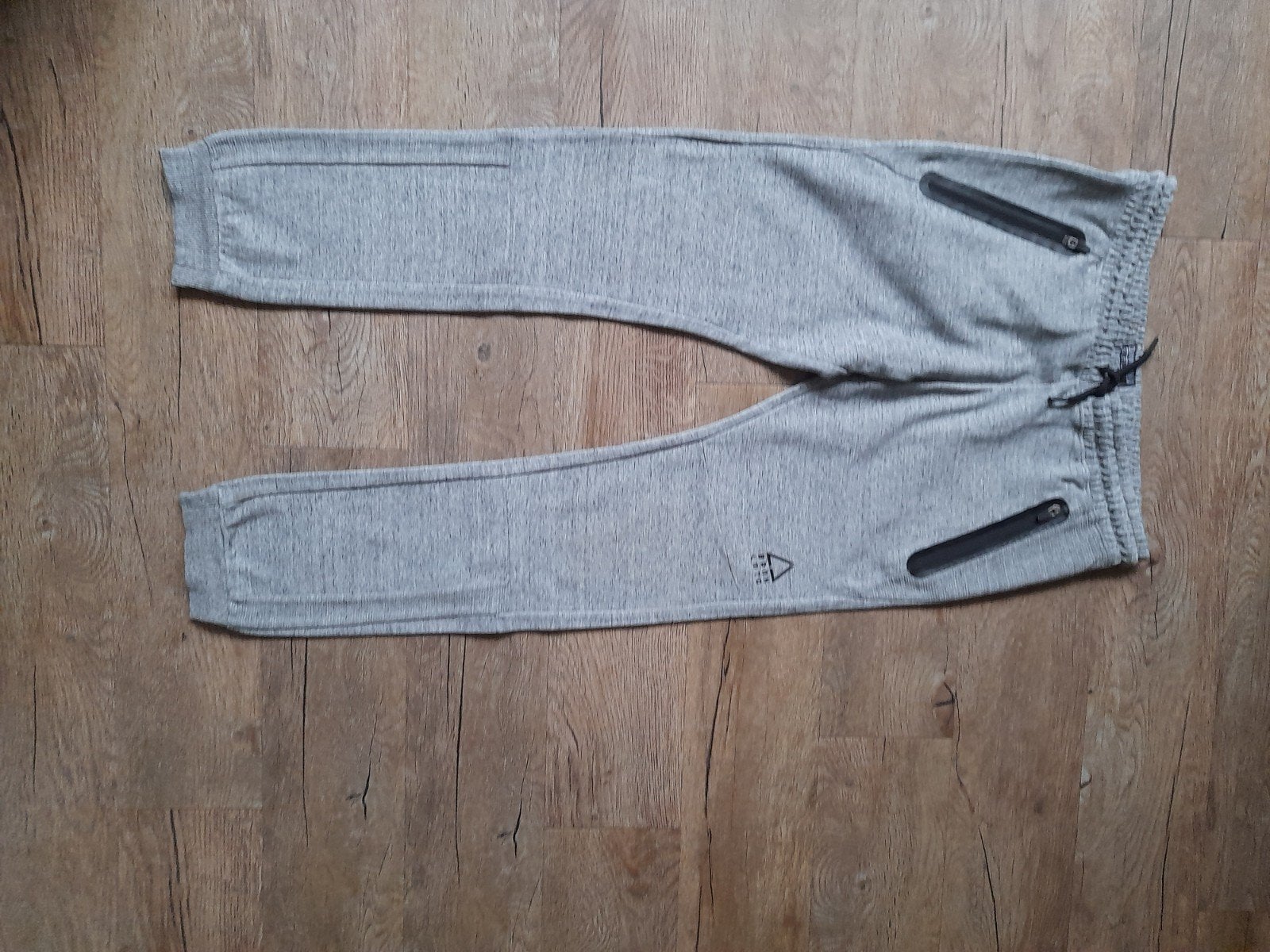 C&A Grijze Joggingbroek Maat 182, Ophalen of Verzenden, Zo goed als nieuw, Jongen, Broek