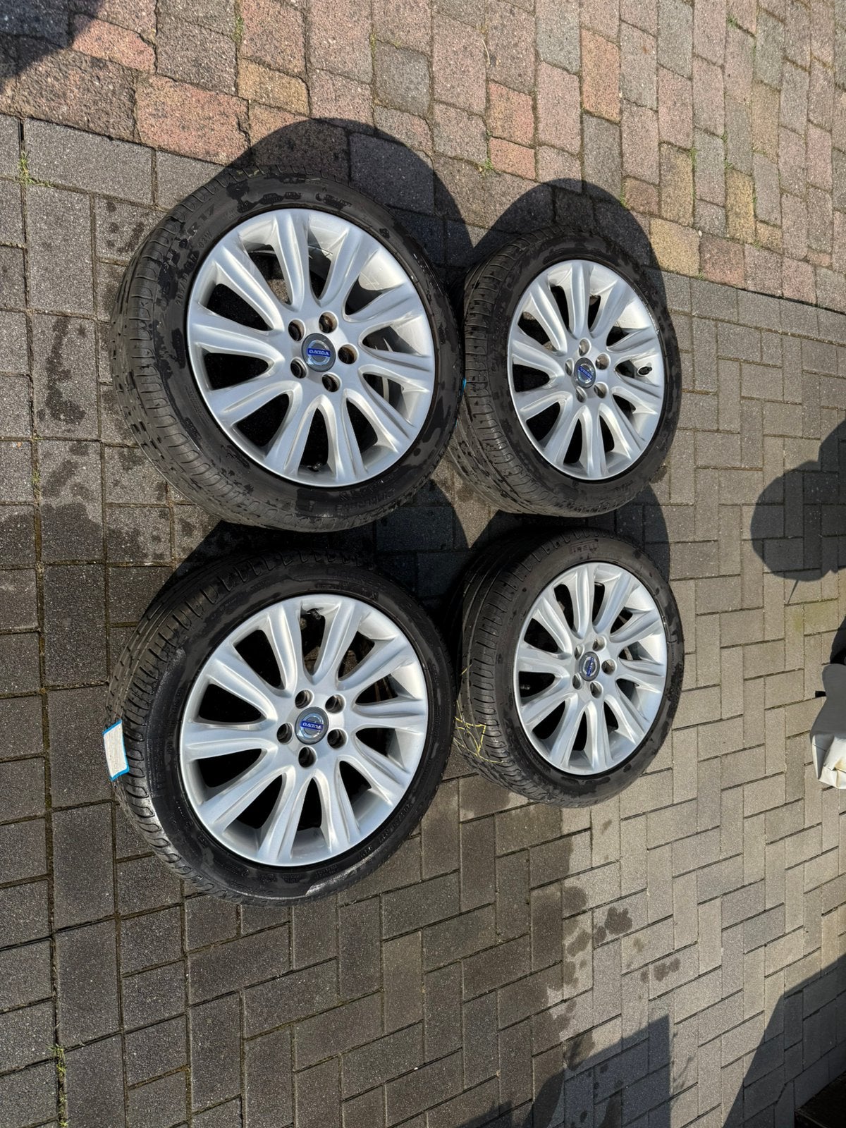 Volvo V40 17 inch velgen – 205/50 R17 – nette staat, Auto-onderdelen, Ophalen, Gebruikt, Volvo