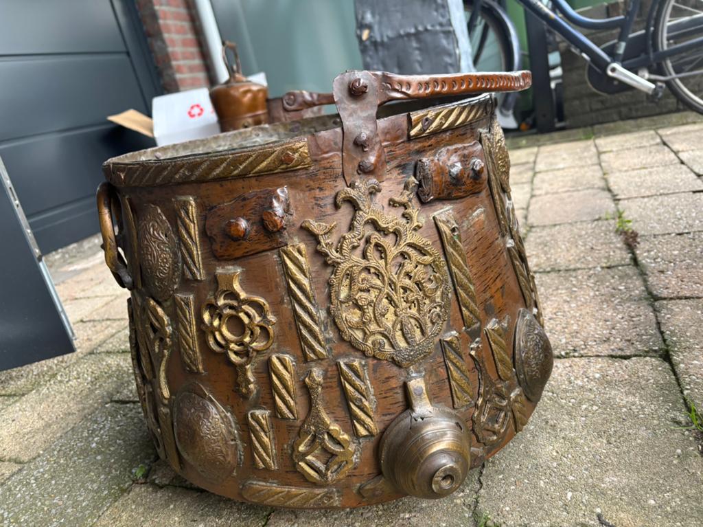 Grote koperen pot., Ophalen