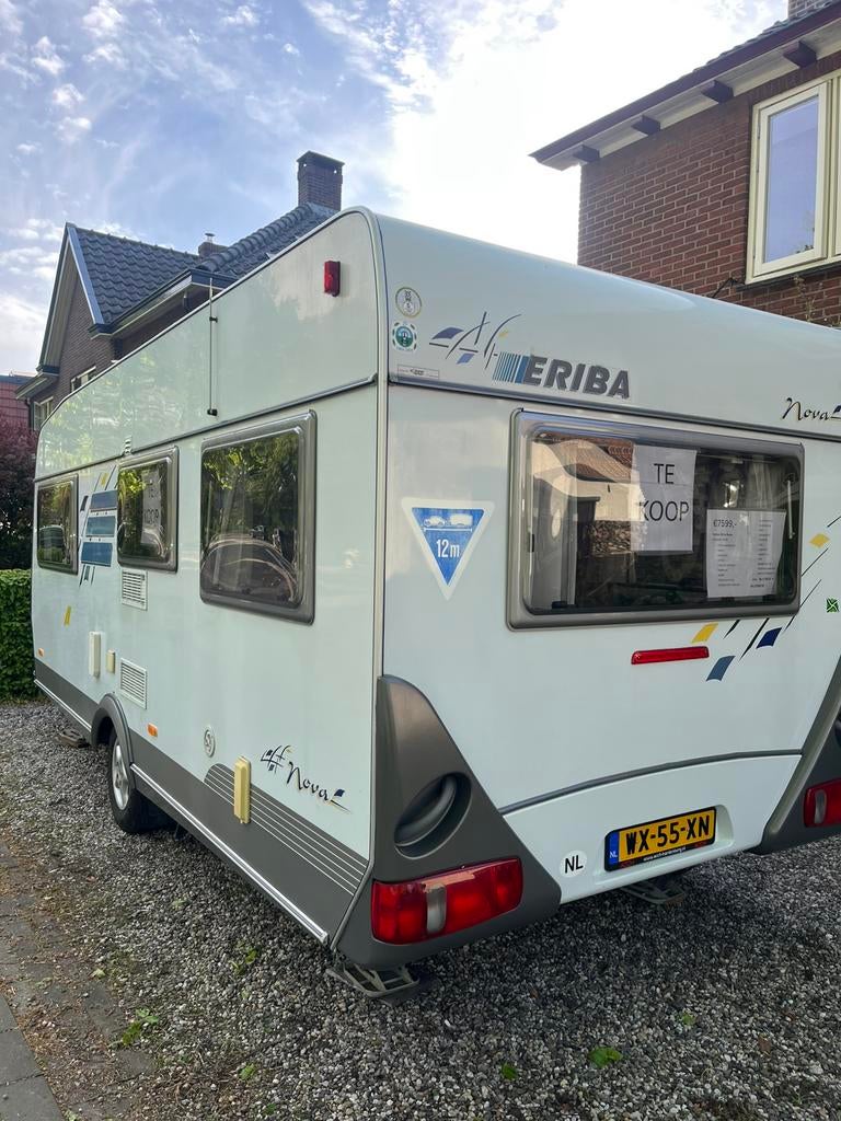 Caravan Hymer Eriba Nova 2-4 pers. Met mover., Rondzit, Particulier, Eriba, 1250 - 1500 kg