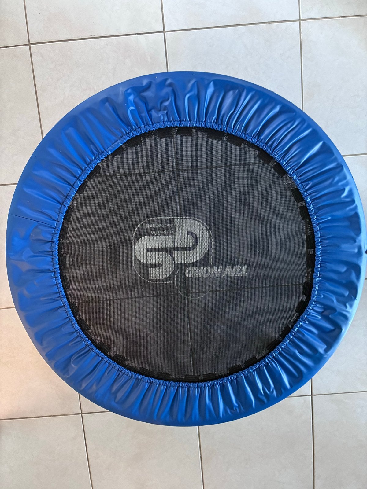 Sporttrampoline - Stabiel met goede veringen, Ophalen, Gebruikt