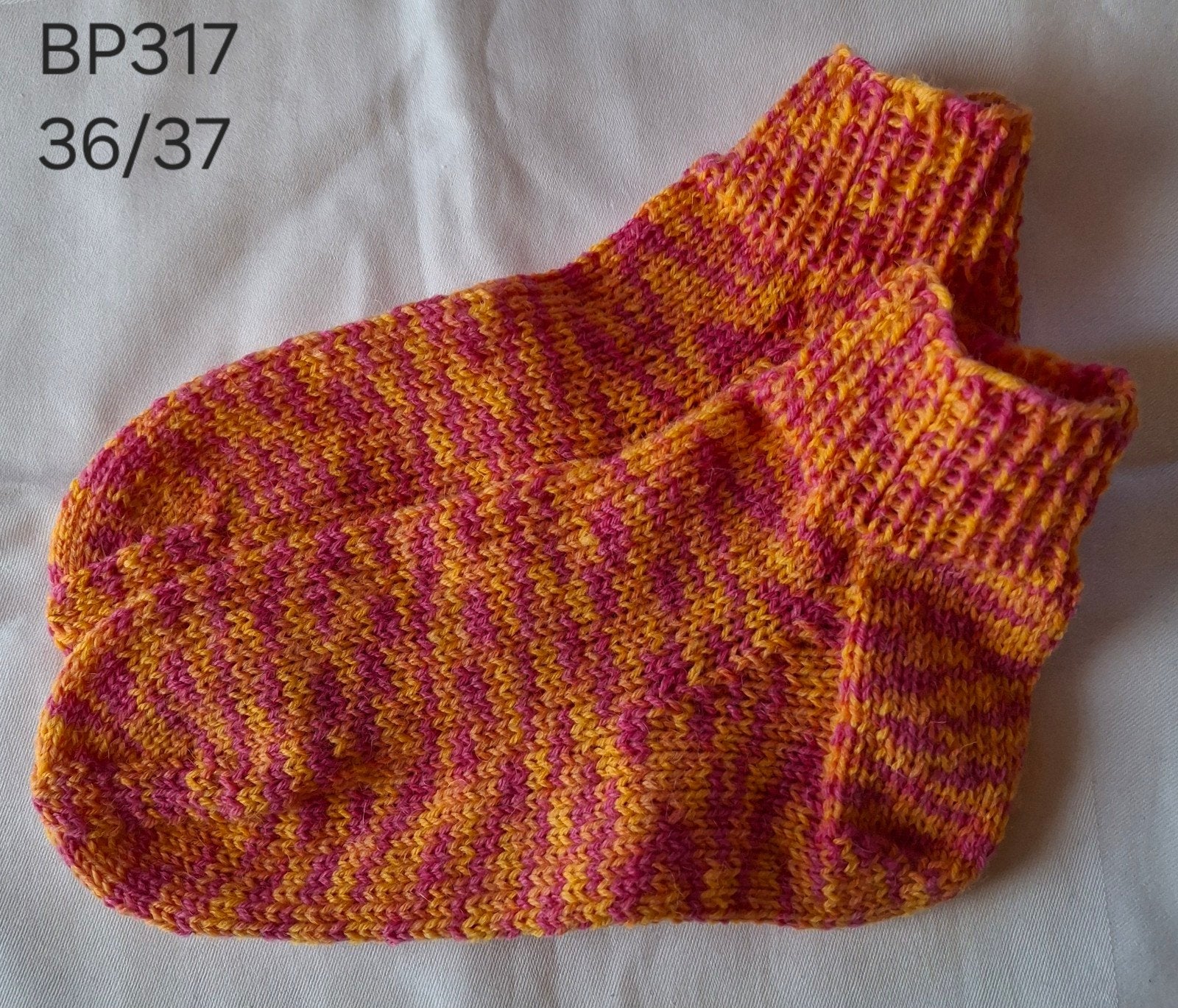 Handgebreide sokken maat 36/37, Kleding | Dames, Sokken en Kousen, Sokken en Kniesokken, Overige kleuren, Verzenden, Nieuw
