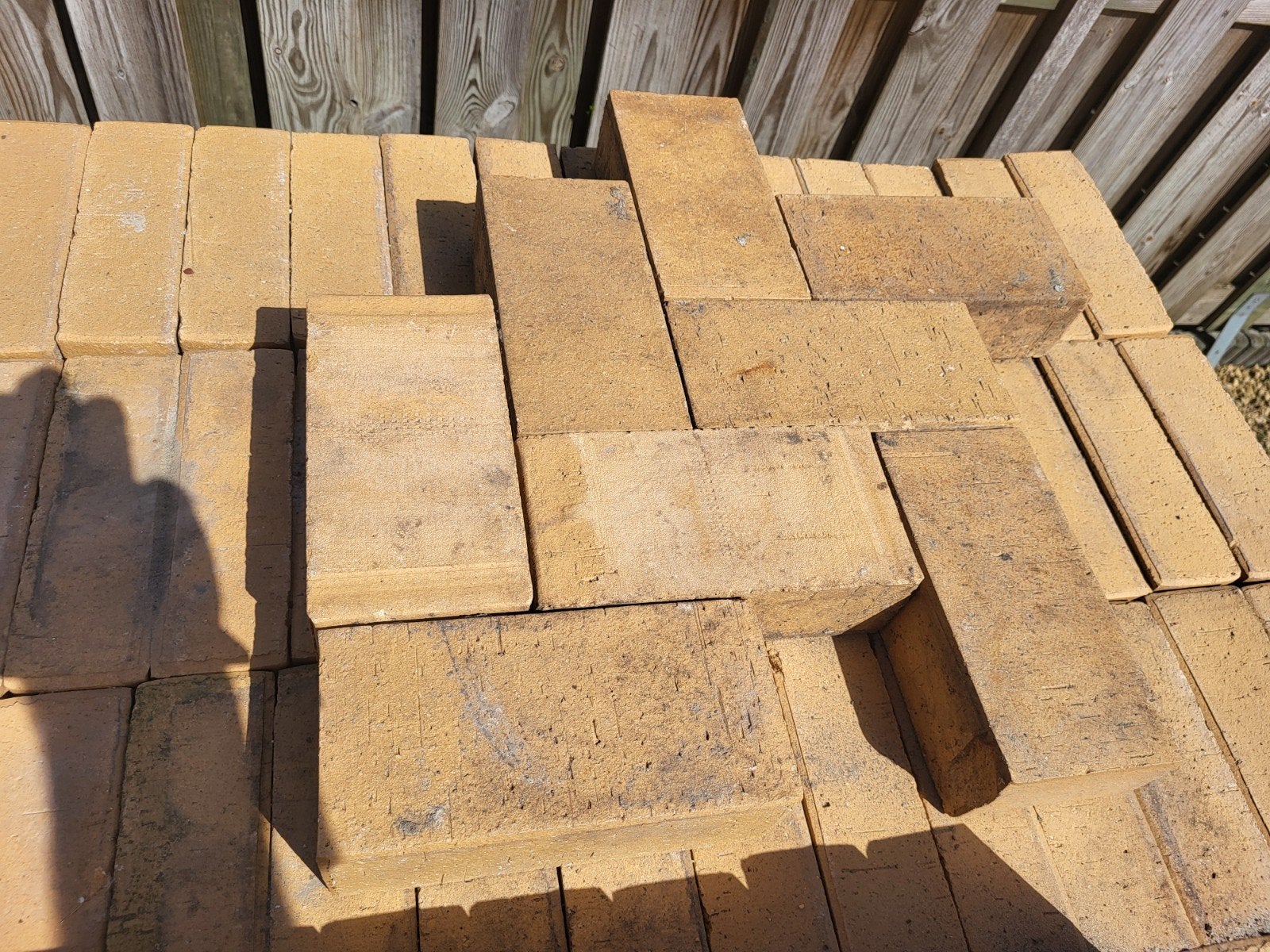 Gele klinkers voor tuin of oprit, Overige materialen, Gebruikt, Minder dan 20 cm, 10 m² of meer