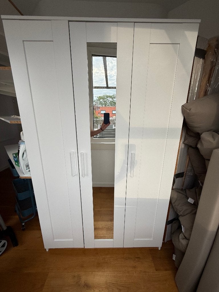 Ikea Brimnes Kledingkast met 3 deuren, Ophalen, Met deur(en), 100 tot 150 cm, Zo goed als nieuw